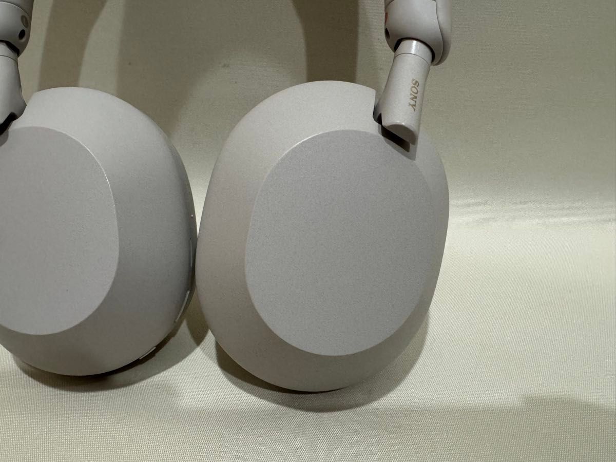 SONY WH-1000XM5 プラチナシルバー｜Yahoo!フリマ（旧PayPayフリマ）