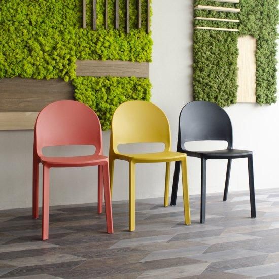 ルナチェア | スタッキングチェア 3色 - デザイナーズ家具 リ