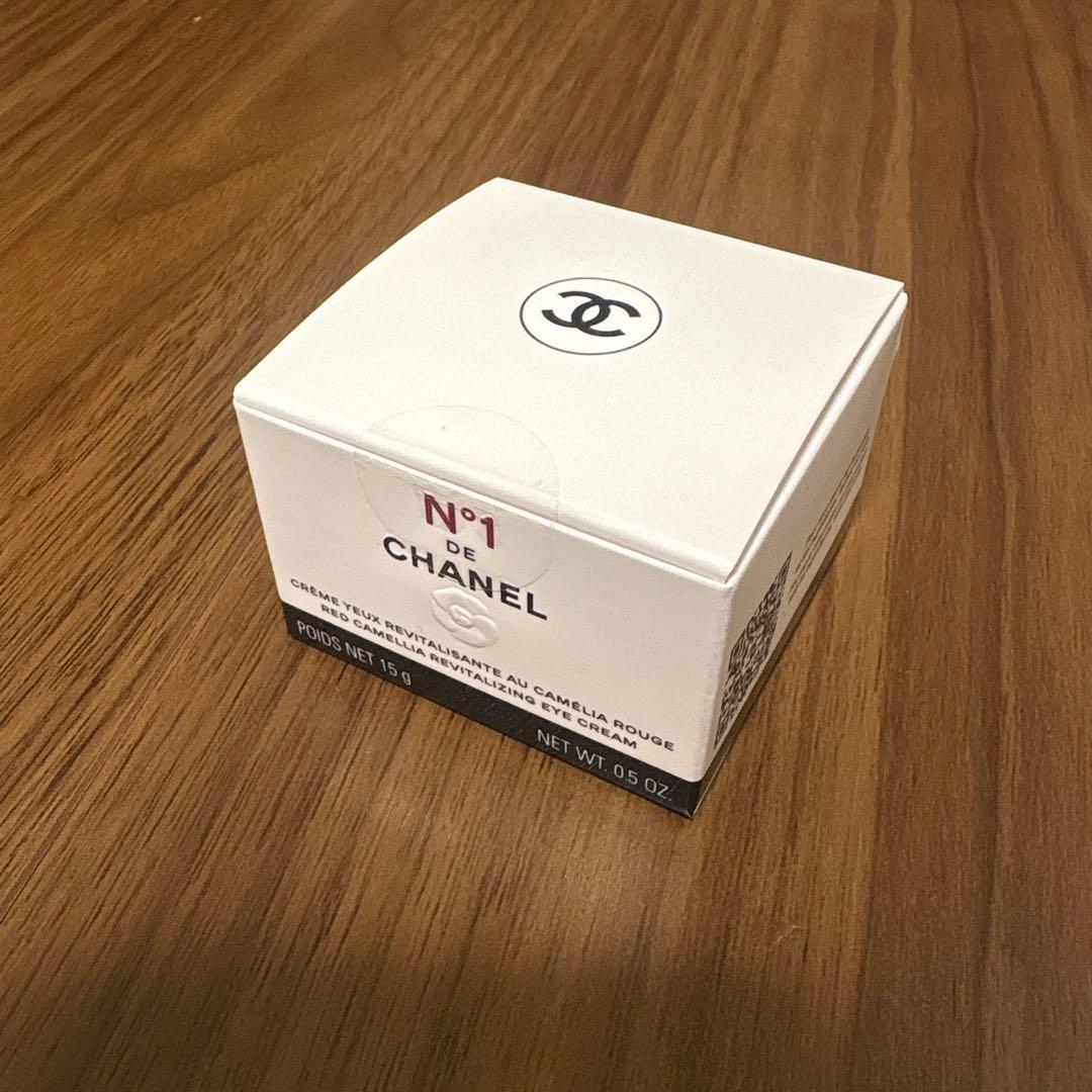 【新品未開封】CHANEL N°1 DE CHANEL アイクリーム 15g CHANEL（シャネル） 【並行輸入品】シャネル アイクリーム N°1 ドゥ