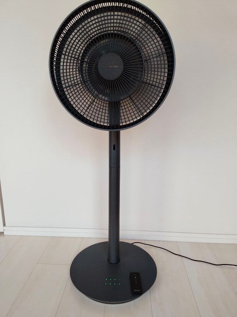 バルミューダ グリーンファンEGF-1600-DK バルミューダ The GreenFan EGF-1600-DK [ダークグレーxブラック] 価格