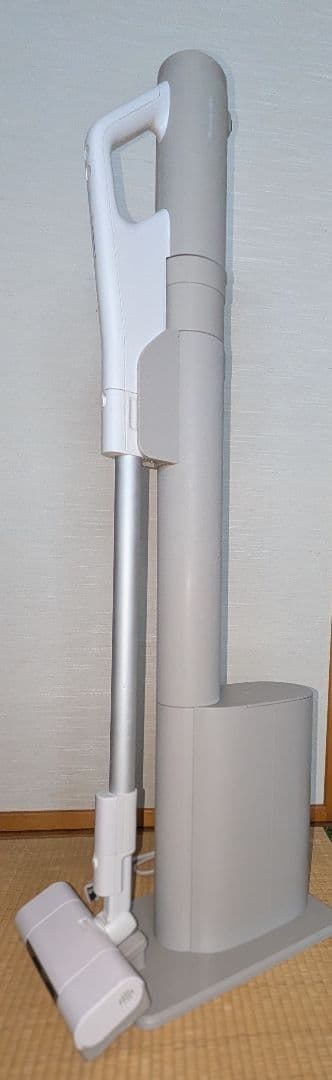 パナソニックコードレススティック掃除機 810KM マイクロミスト 紙パック７枚 パナソニック、“マイクロミスト”機能搭載のセパレート型コードレス