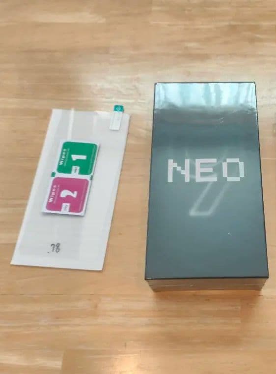 ViVo iQOO Neo9S Pro + plus 12-256 日本語対応 Vivo iQOO Neo9S Pro+のスペック・価格・レビュー | Kalvo